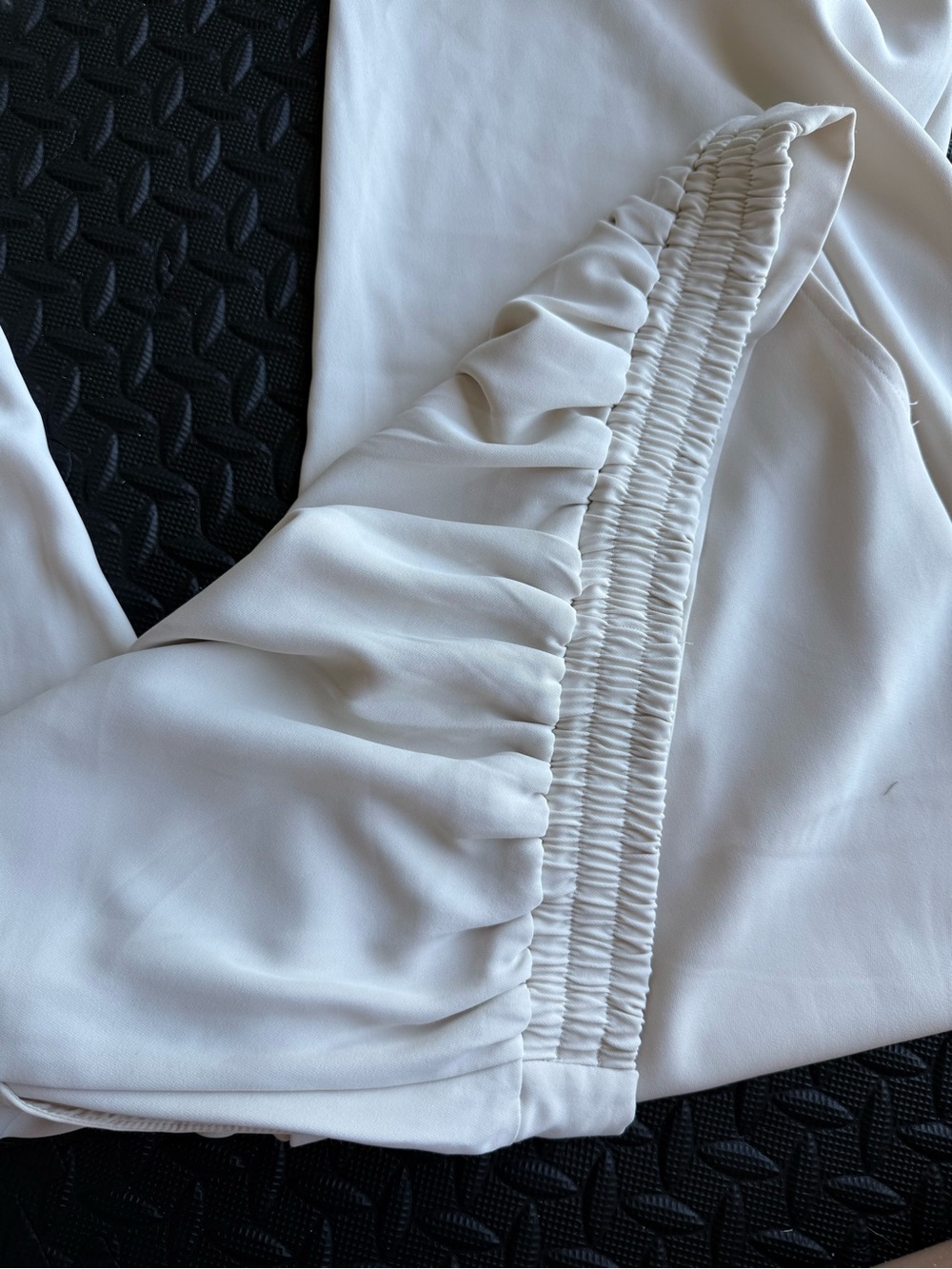 MELLODAY Women's Off-White Wide-Leg Trousers - Picture 4 of 4